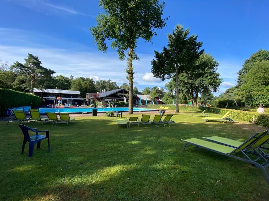 Knus Huisje Op Kindvriendelijk Park Met Zwembad Otterlo Buitenkant foto